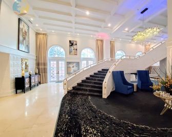 Beach-Pool Corner Bachelorette Great Views - 1420 - Miami Beach - Lobby