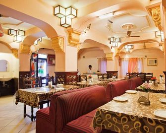 Hotel Shikhar Palace - Jabalpur - Restaurant