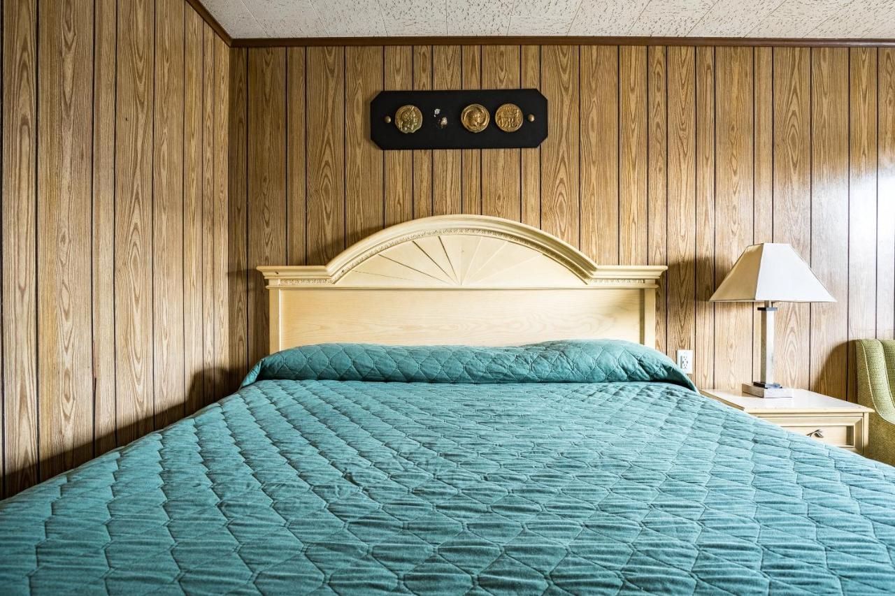 OYO Hotel Holly Springs Ms