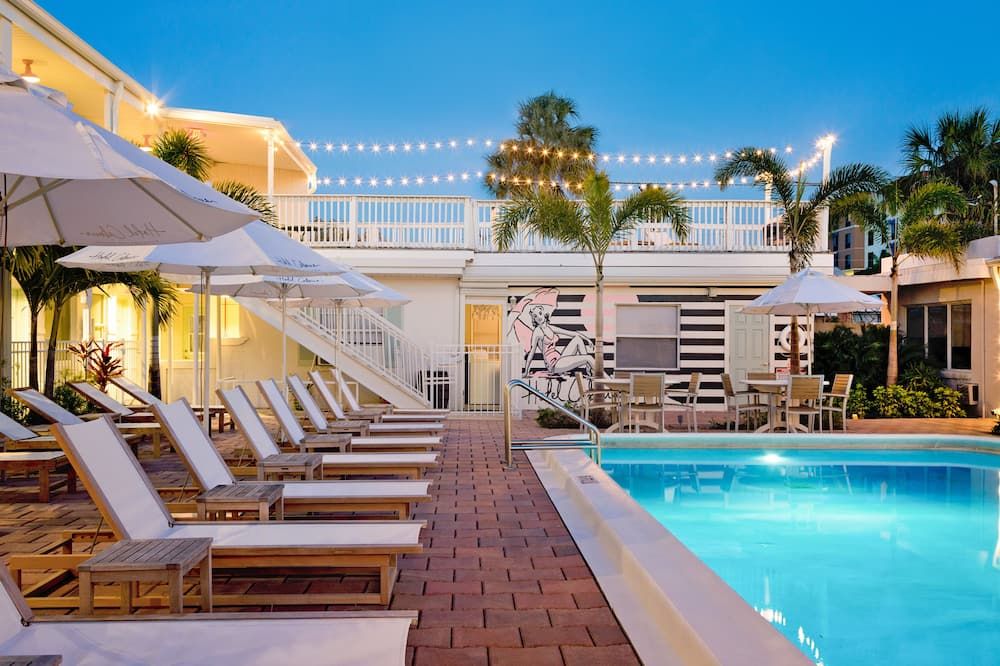 هوتل كابانا كلير ووتر بيتش