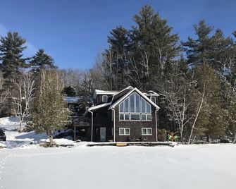 Adirondack Lakehouse - Ski/Mnt/Lake - Saranac Lake - Budova