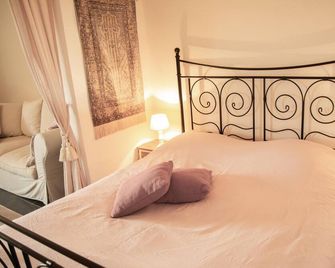 Villa Calloras - Cajarc - Chambre
