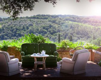 Villa Fillinelle - Tavarnelle Val di Pesa - Patio