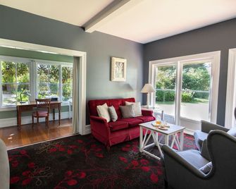 Leura House - Leura - Huiskamer