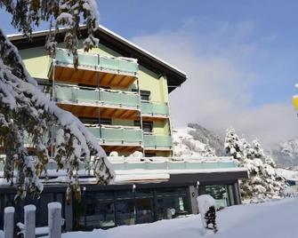 Hotel Hahnenblick - Engelberg - Gebäude