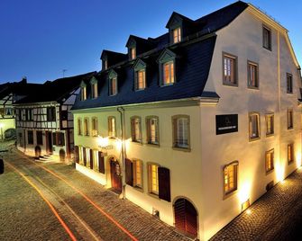 Romantik Hotel Meisenheimer Hof - Meisenheim (Rheinland-Pfalz) - Gebäude