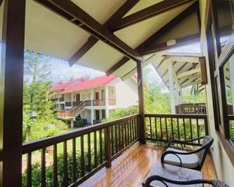 Asia Grand View Hotel - Coron - Varanda