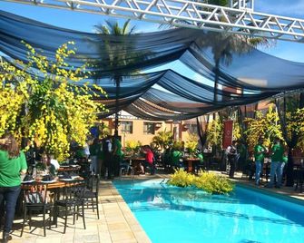 Fênix Hotel Varginha - Varginha - Zwembad