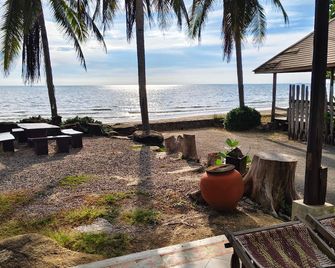 Baantoom Village and Resort - Chanthaburi - Beach