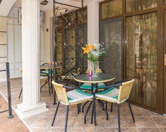Hotel Venus - Sunny Beach - Patio