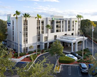 Holiday Inn Express & Suites Kendall East - Miami By IHG - Kendall - Будівля