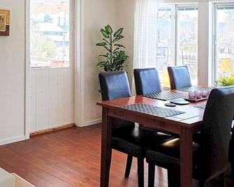 Holiday Home Bollnäs - Bollnäs - Dining room