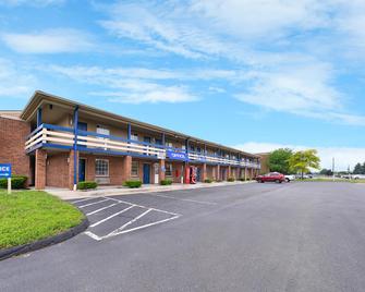 Americas Best Value Inn Maumee Toledo - Maumee - Toà nhà