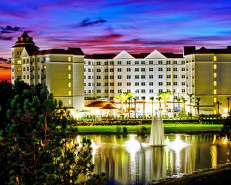 Residence Inn by Marriott Orlando at FLAMINGO CROSSINGS Town Center - Bay Lake - Building