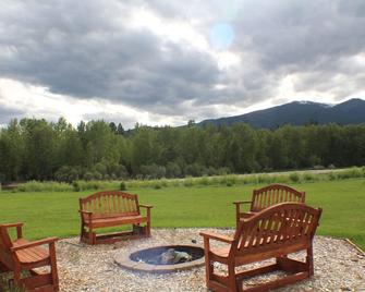 Bitterroot River B&B - Stevensville - Patio