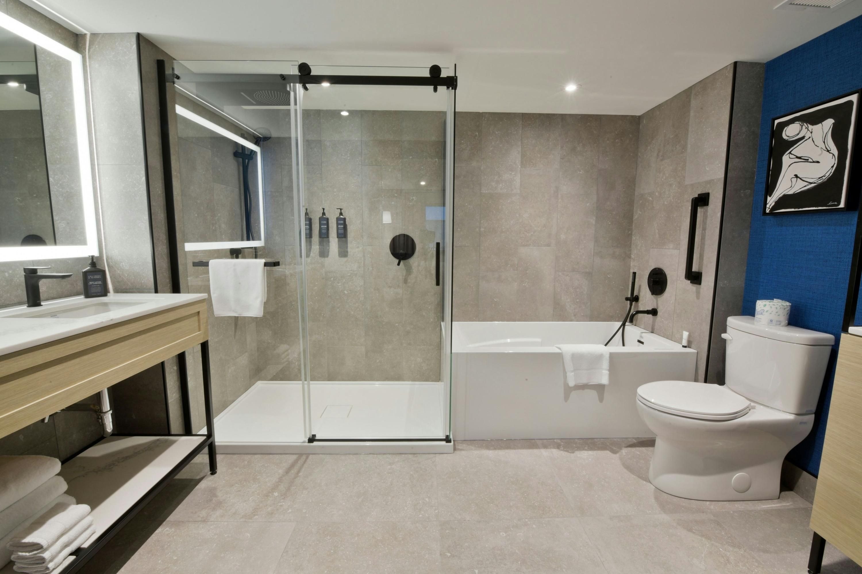 Sheraton Laval Hotel - Laval - Bathroom
