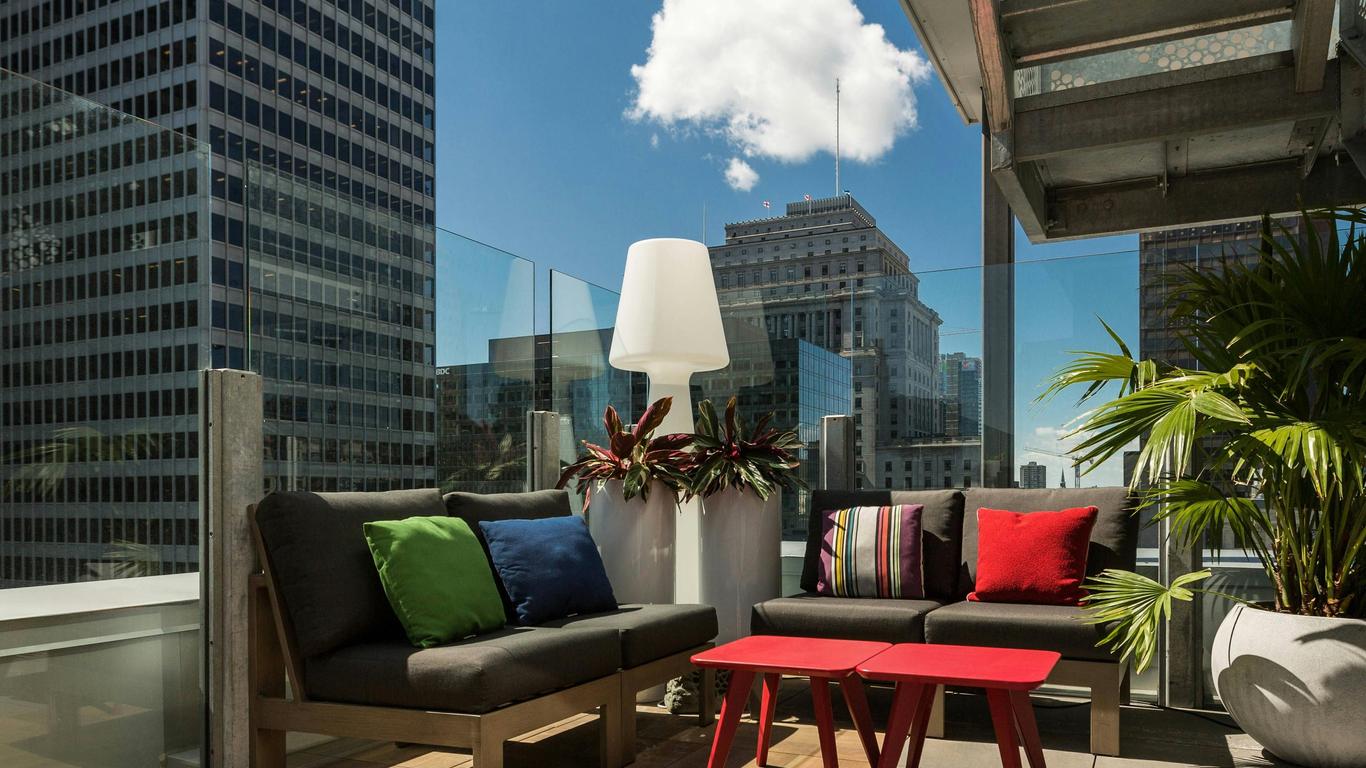 رينيسانس مونتريال داونتاون هوتل