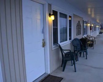 Gorgeous View Motel - Watkins Glen - Building