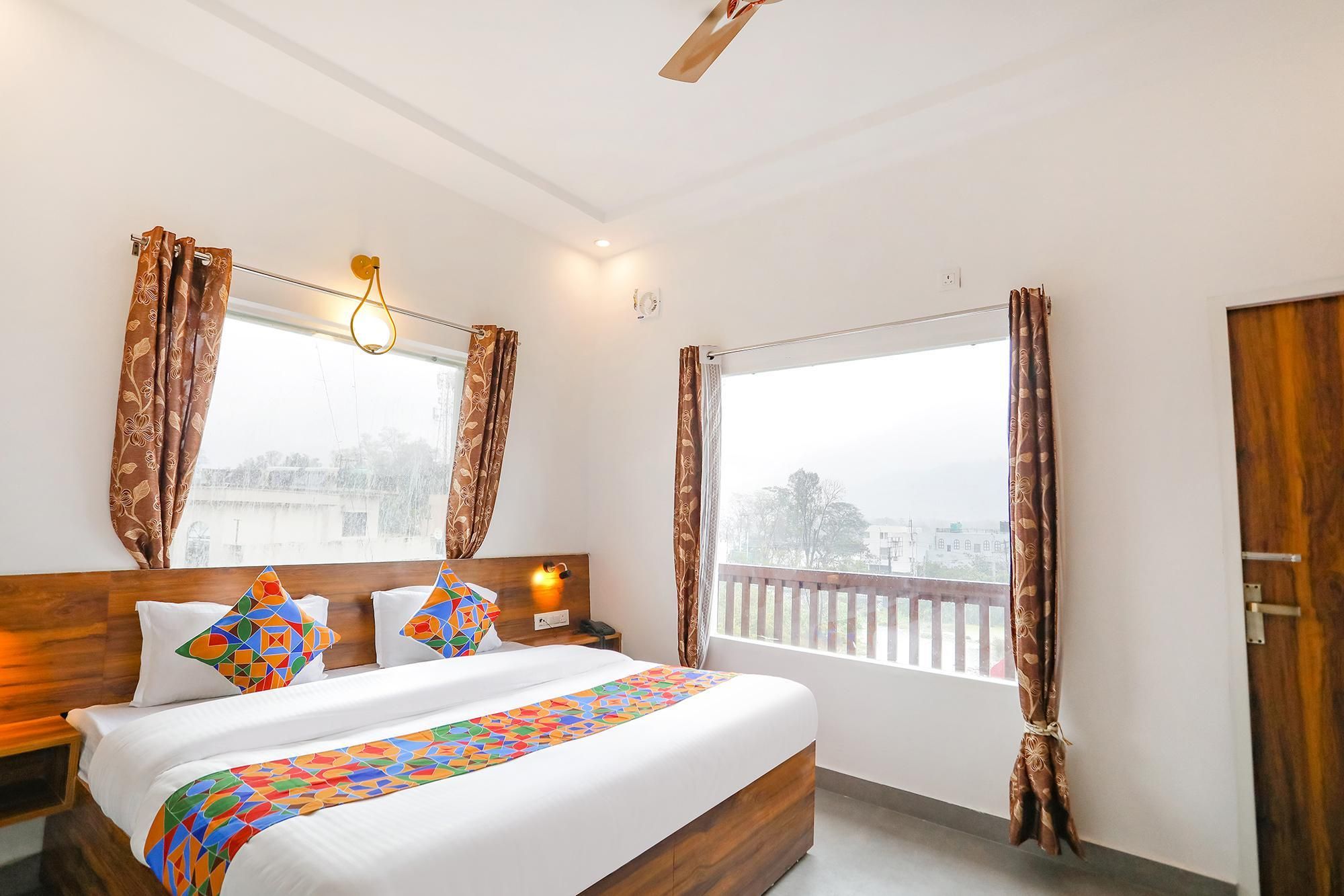 hotel-montreal rishikesh madhuban inn - רישיקש - חדר שינה