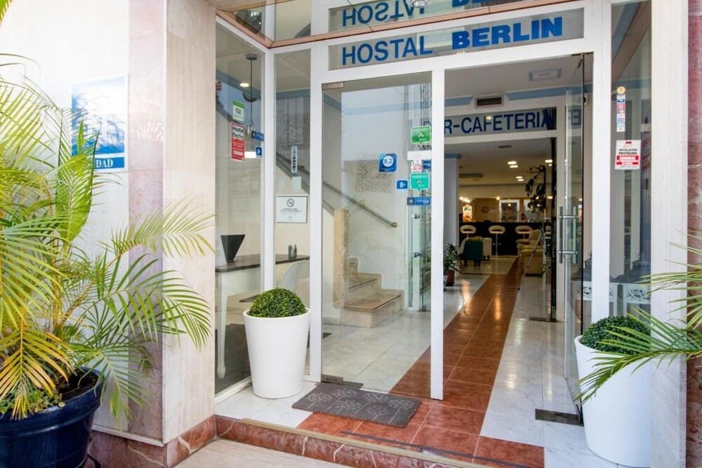 Hostal Berlin - מרבלה - לובי