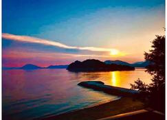 Superb view! Completely chartered villa by the sea. You can spend time completely privately with your loved ones!　Villa Chillon - Shodoshima - Playa