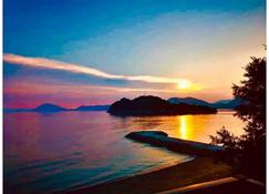 Superb view! Completely chartered villa by the sea. You can spend time completely privately with your loved ones!　Villa Chillon - Shodoshima - Strand