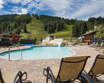 Updated Ski in/Ski Out Studio - Great Views - Deck - Affordable - Durango - Pool