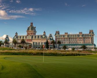 Peermont Walmont at Graceland, Secunda - Secunda