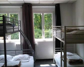 Gite D'étape port de Carhaix - Carhaix-Plouguer - Bedroom