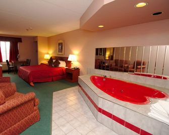 Niagara Lodge & Suites - Niagara Falls