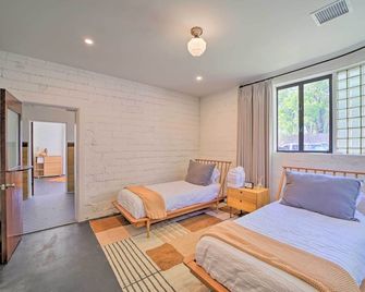 Modern Downtown Tulsa Friend Pad W/ Games! - Tulsa - Habitación