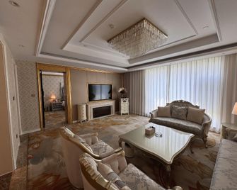 Peace International Hotel - Langfang - Slaapkamer