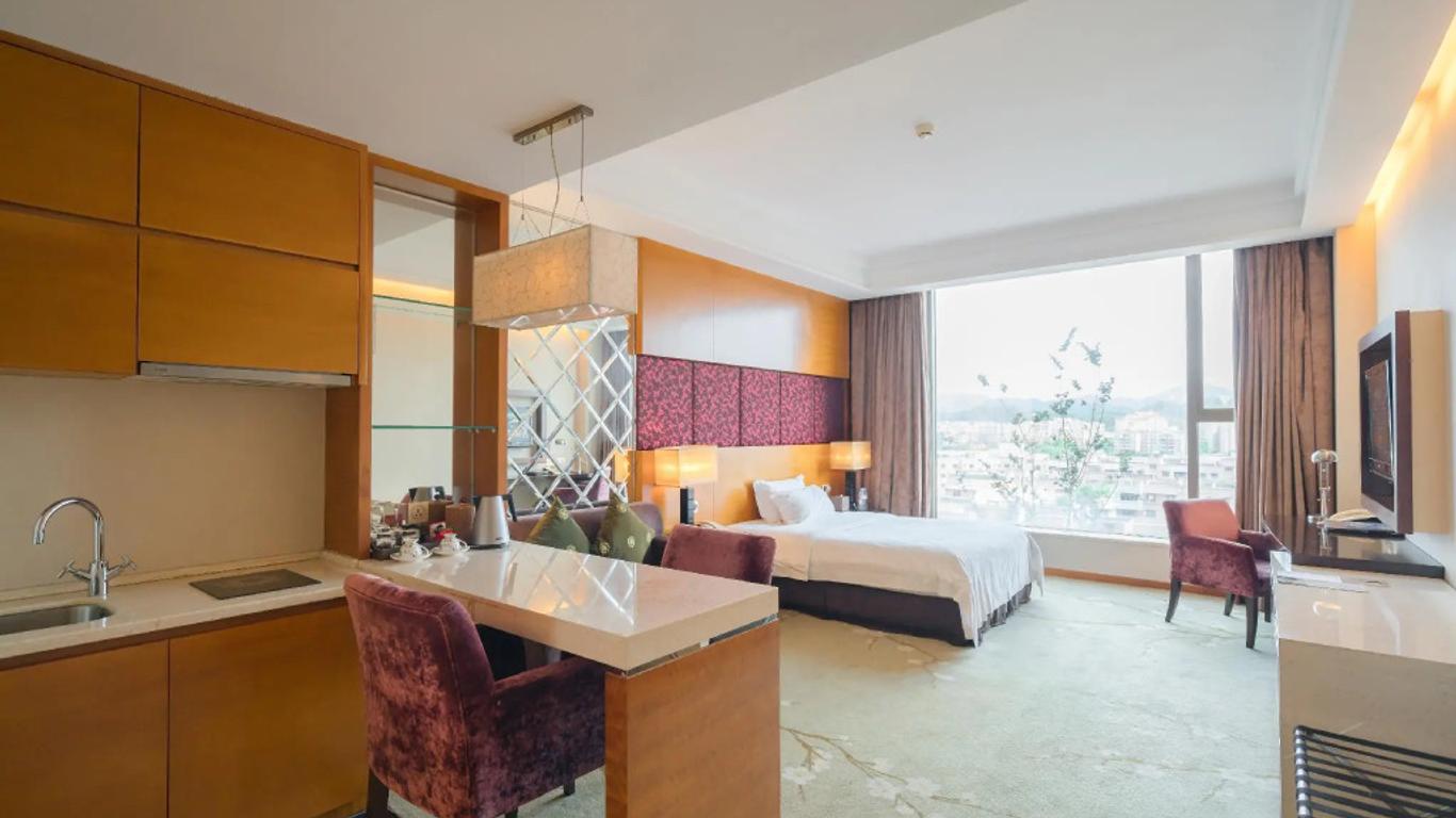 King Century Hotel