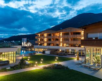 Hotel Stoll - Valle di Casies/Gsies - Building
