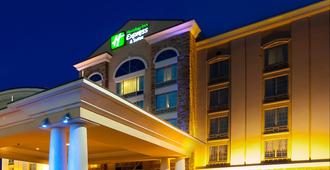 Holiday Inn Express & Suites Columbus At Northlake - Columbus - Edifício