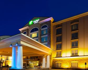 Holiday Inn Express & Suites Columbus At Northlake - Columbus - Κτίριο