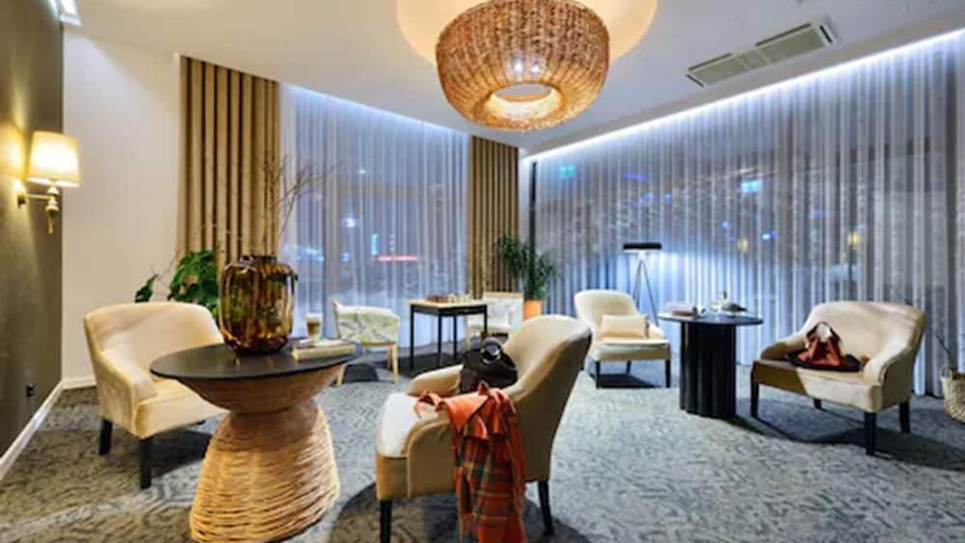 أرش هوتل بوافسكا ريزيدنس