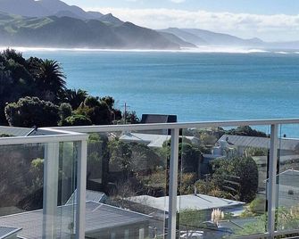 Castlepoint Coastal Escape - Sea Views & Beachside Bliss - Castlepoint - Balcón