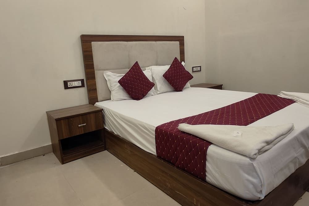 Hotel Blue Sky Residency thumbnail 2