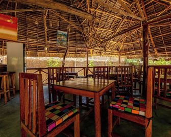 Eden Paradise - Michamvi - Restaurant