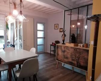 Chez Nick et Martine suite privative - Palinges - Comedor