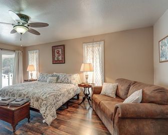Sweeping Views! Charming Home Near Dtwn Jamestown - Jamestown
