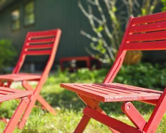 Hibiscus Suite - Private Studio Apartment in Rhinebeck Village - Rhinebeck - Patio