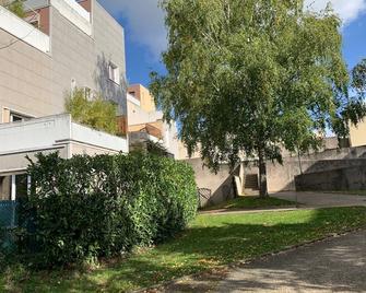 Rent apartment 100 m2 in quiet residence - Cergy - Vista del exterior
