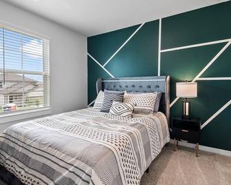 New 4-bedroom house close to The Woodlands with Backyard, BBQ Grill and Garage - Magnolia - Slaapkamer