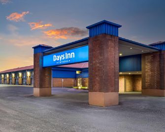 Days Inn by Wyndham Sudbury & Conference Centre - Sudbury - Budova