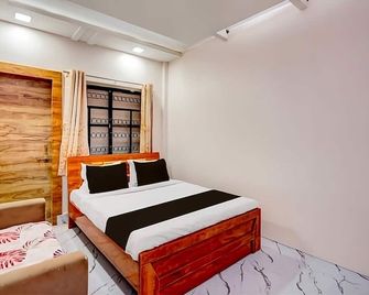 P1 Staycation - Hinjewadi - Ložnice