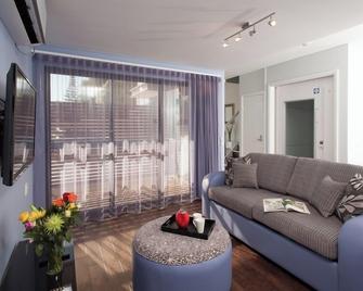 Albany Waves - Albany - Living room
