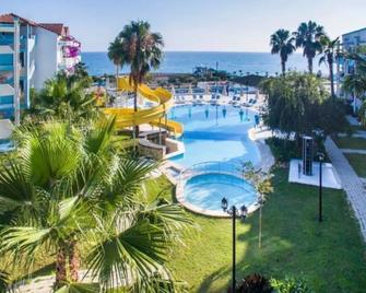 Tekbir Alanya Resort - Turkler - Svømmebasseng