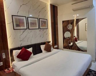 Hotel Sapphire Inn - Gorakhpur - Habitación